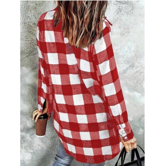 Cozy Checkered Plaid Print Button Down boyfriend Shirt - Picture 6 of 7